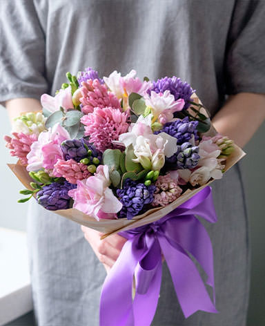 Бесплатная доставка цветов в Учкургане